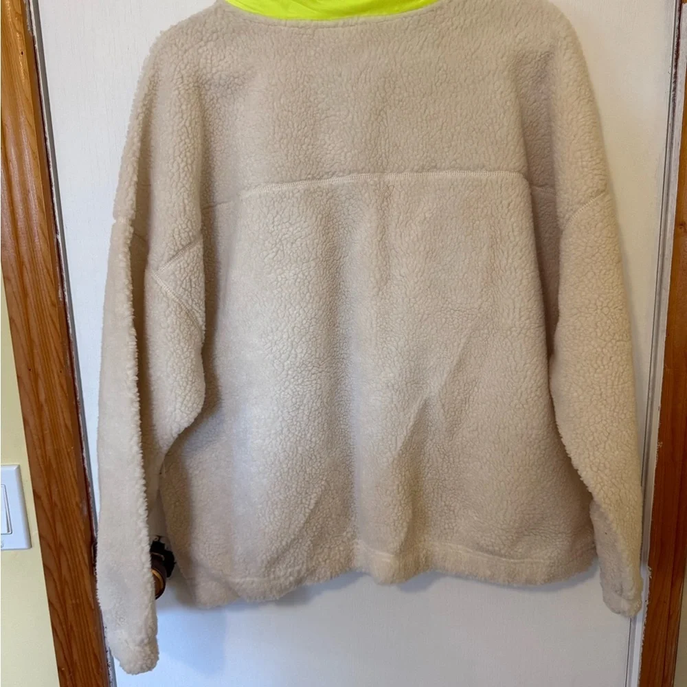 🦋2/30 Old Navy - Sherpa Bomber Jacket NWT - Picture 2 of 2